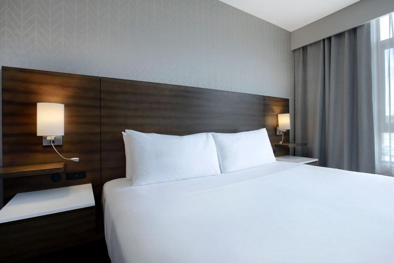 Great Blue Heron Hotel พอร์ตแพร์รี ภายนอก รูปภาพ