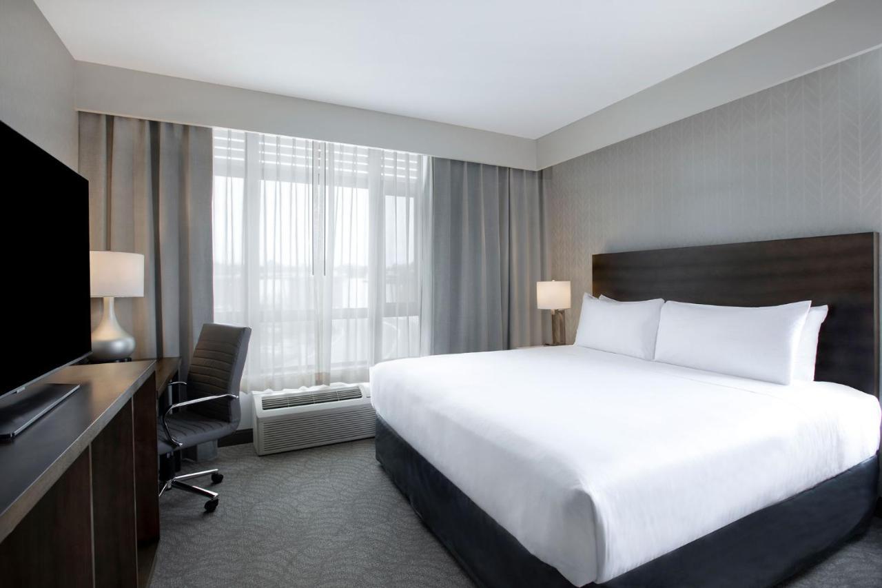Great Blue Heron Hotel พอร์ตแพร์รี ภายนอก รูปภาพ